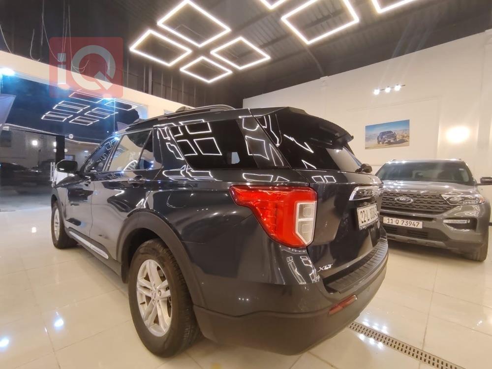 Ford Explorer